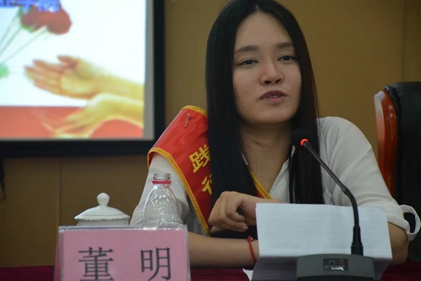“武漢好人圈”百姓宣講團走進武漢中央商務(wù)區(qū)
