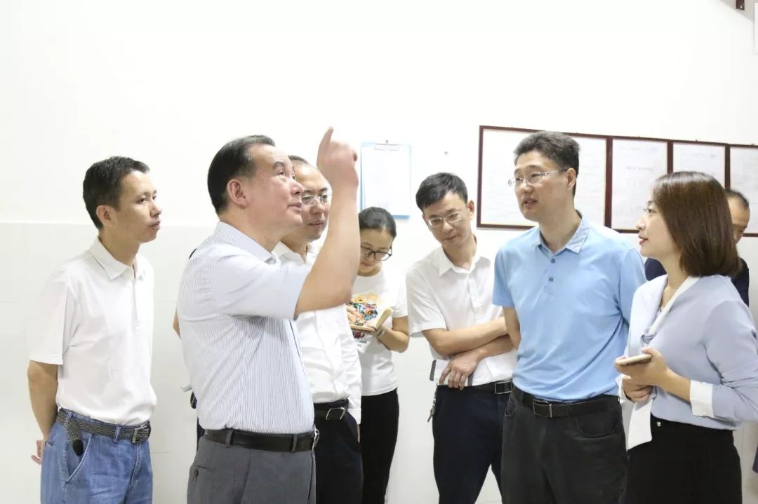 商務區(qū)集團所屬中城家物業(yè)開展“關注民生 人民滿意”之中城國際物業(yè)服務小區(qū)行活動