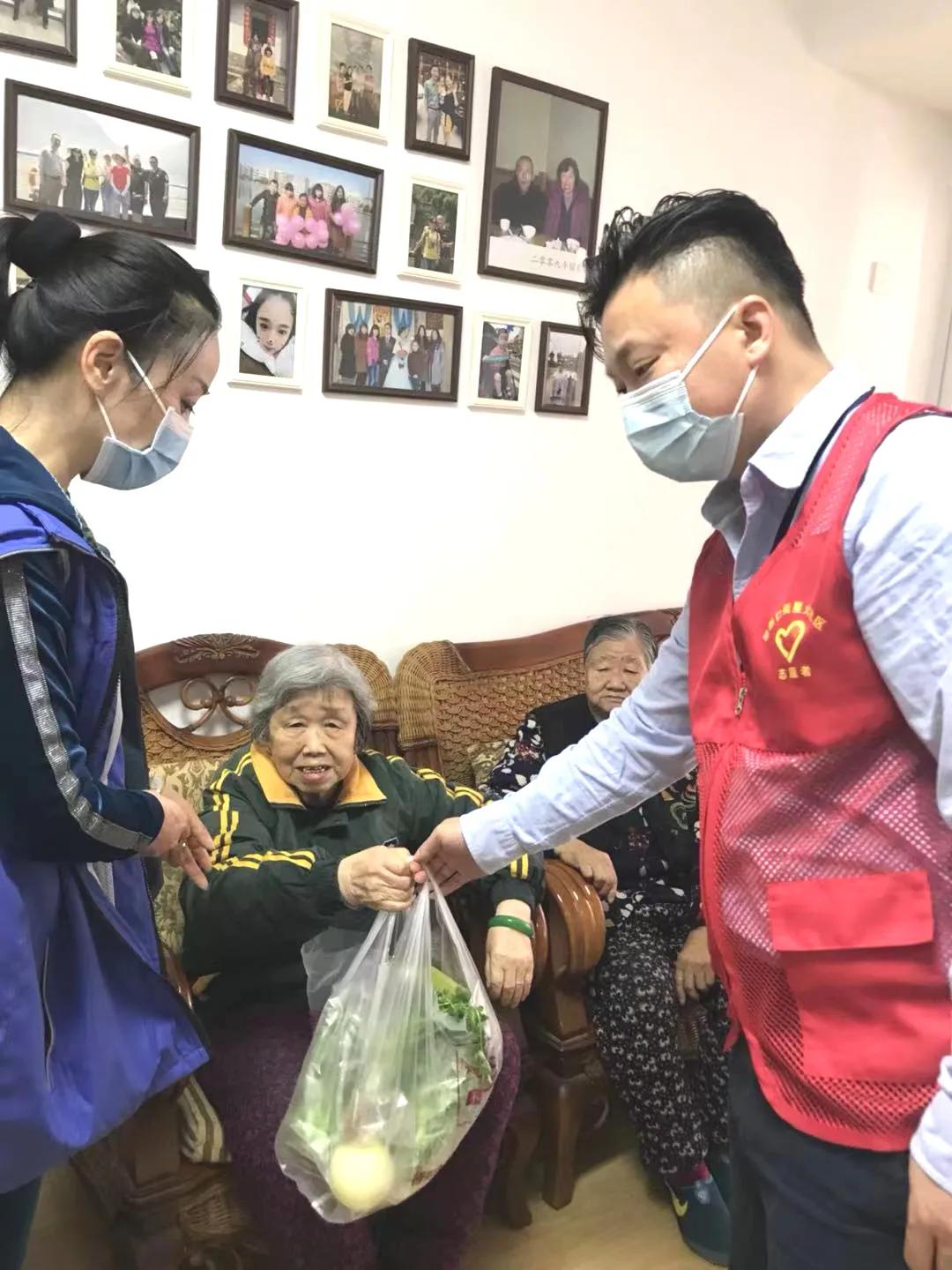 下沉社區“實”當頭 ，服務群眾“零距離”