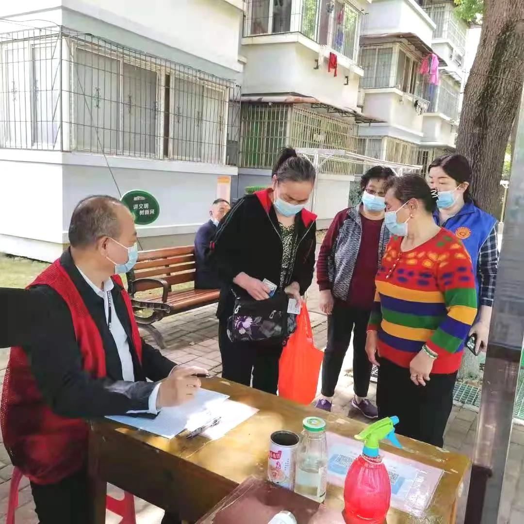 下沉社區“實”當頭 ,服務群眾“零距離”